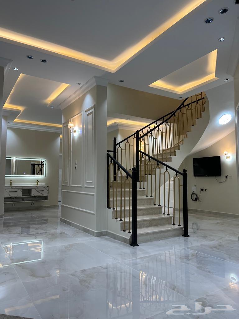 فيلا 11 غرف في نبلاء 6