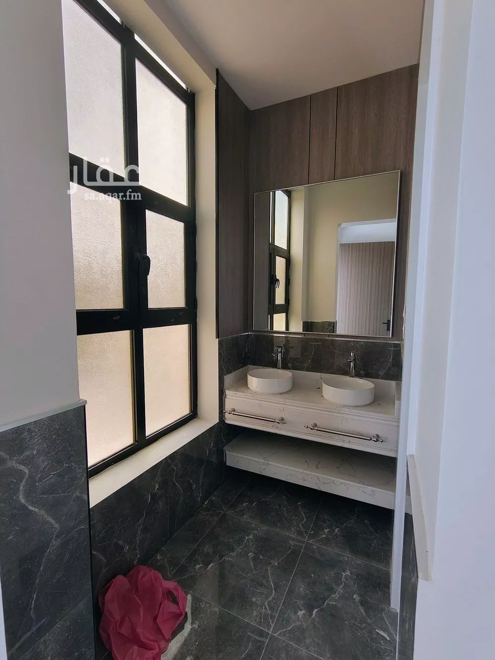 فيلا 6 غرف في الصواري 8