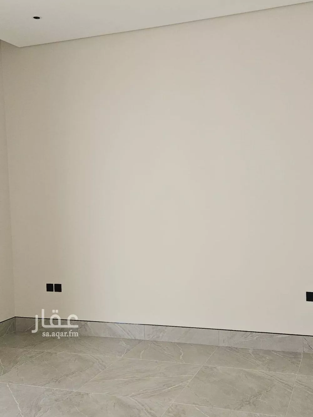 فيلا 6 غرف في البحر 24