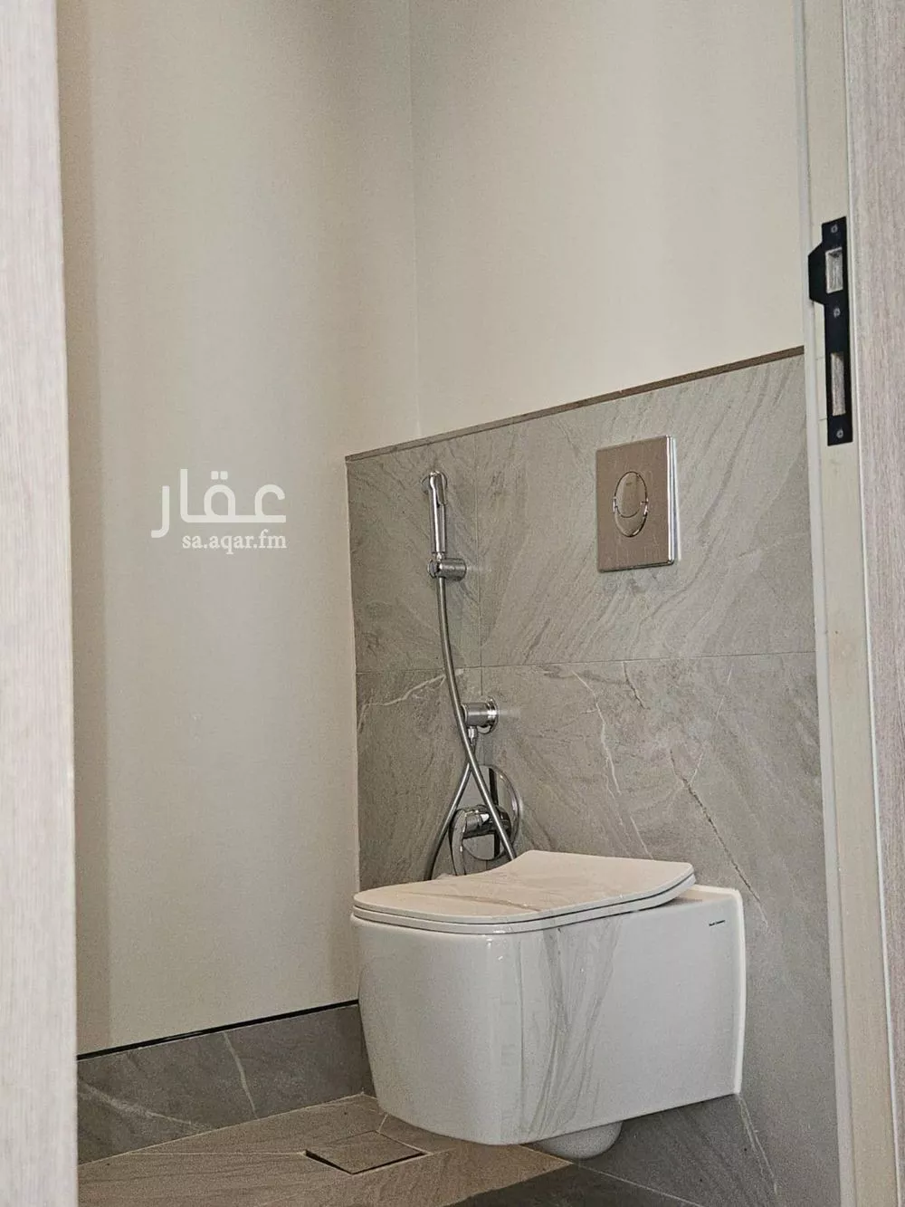 فيلا 6 غرف في البحر 7