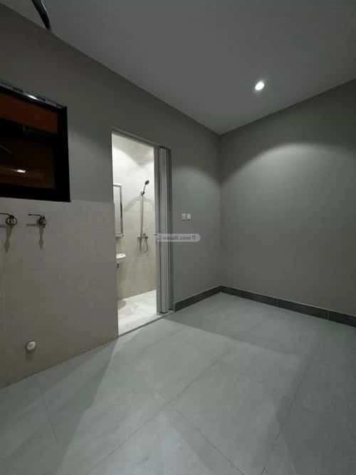 شقة 5 غرف في النزهة 10