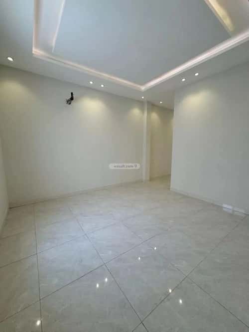 شقة 5 غرف في النخيل 11