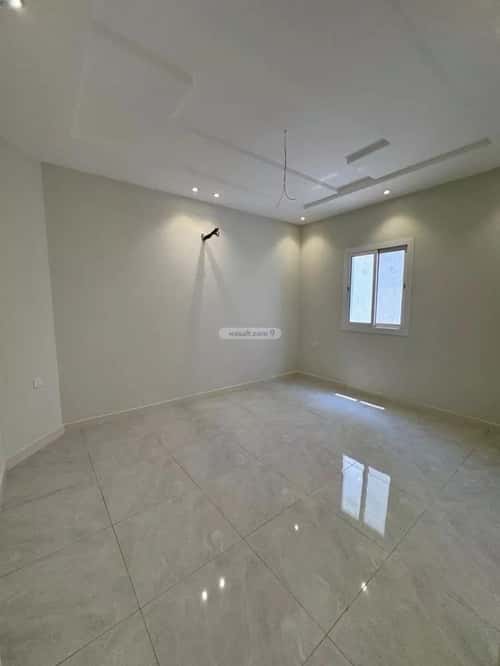 شقة 5 غرف في النخيل 10