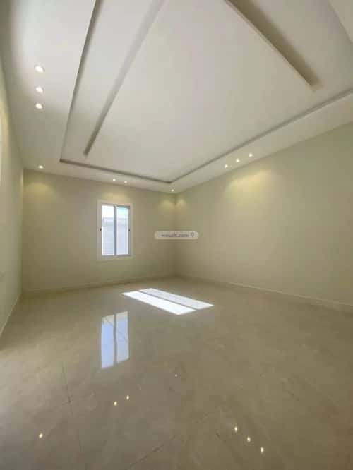 فيلا 5 غرف في القرينية 12