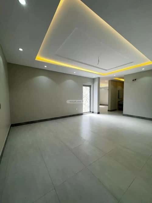 شقة 6 غرف في النزهة 8