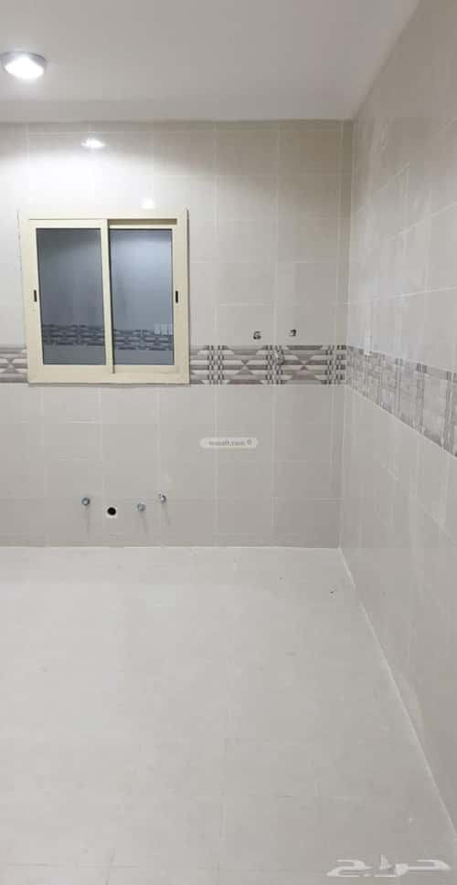 شقة 4 غرف في ضاحية الملك فهد 2