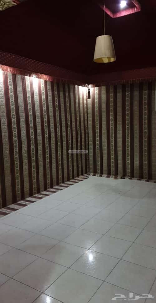 شقة 4 غرف في ضاحية الملك فهد 3