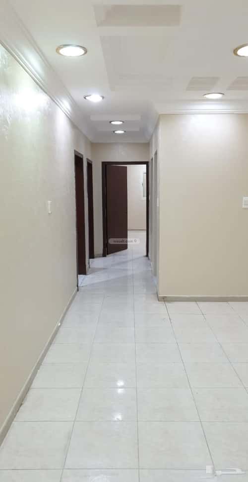 شقة 4 غرف في ضاحية الملك فهد 4