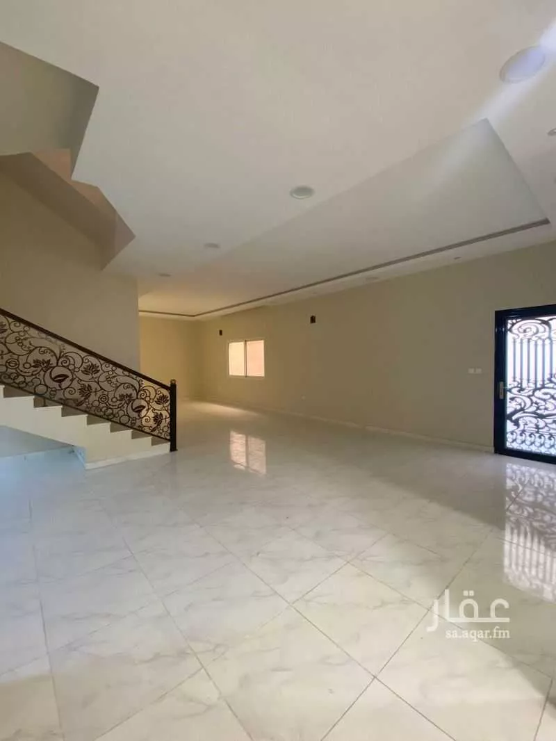 فيلا 8 غرف في اللؤلؤ 4