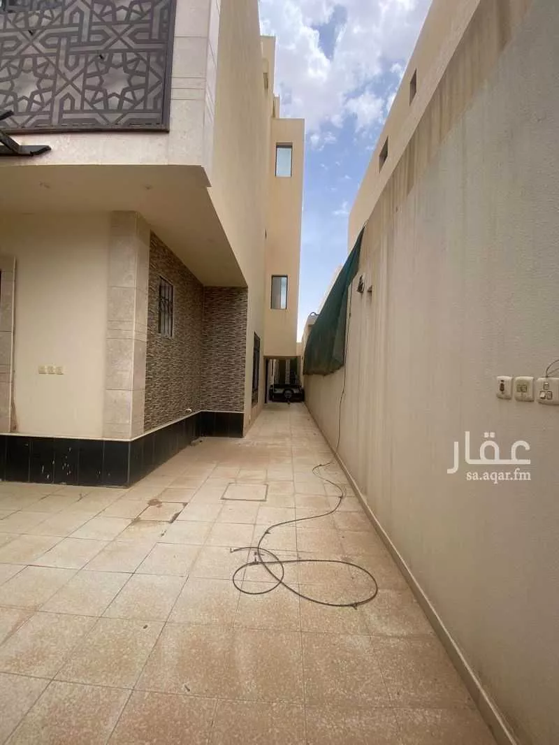 فيلا 6 غرف في ديراب 7