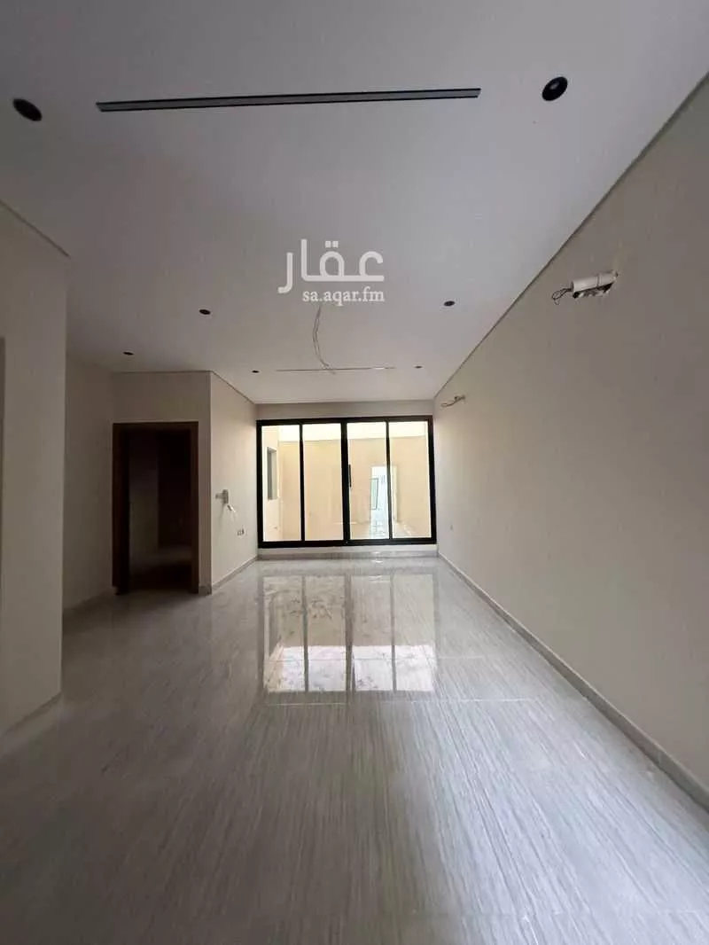 فيلا 4 غرف في الصواري 6