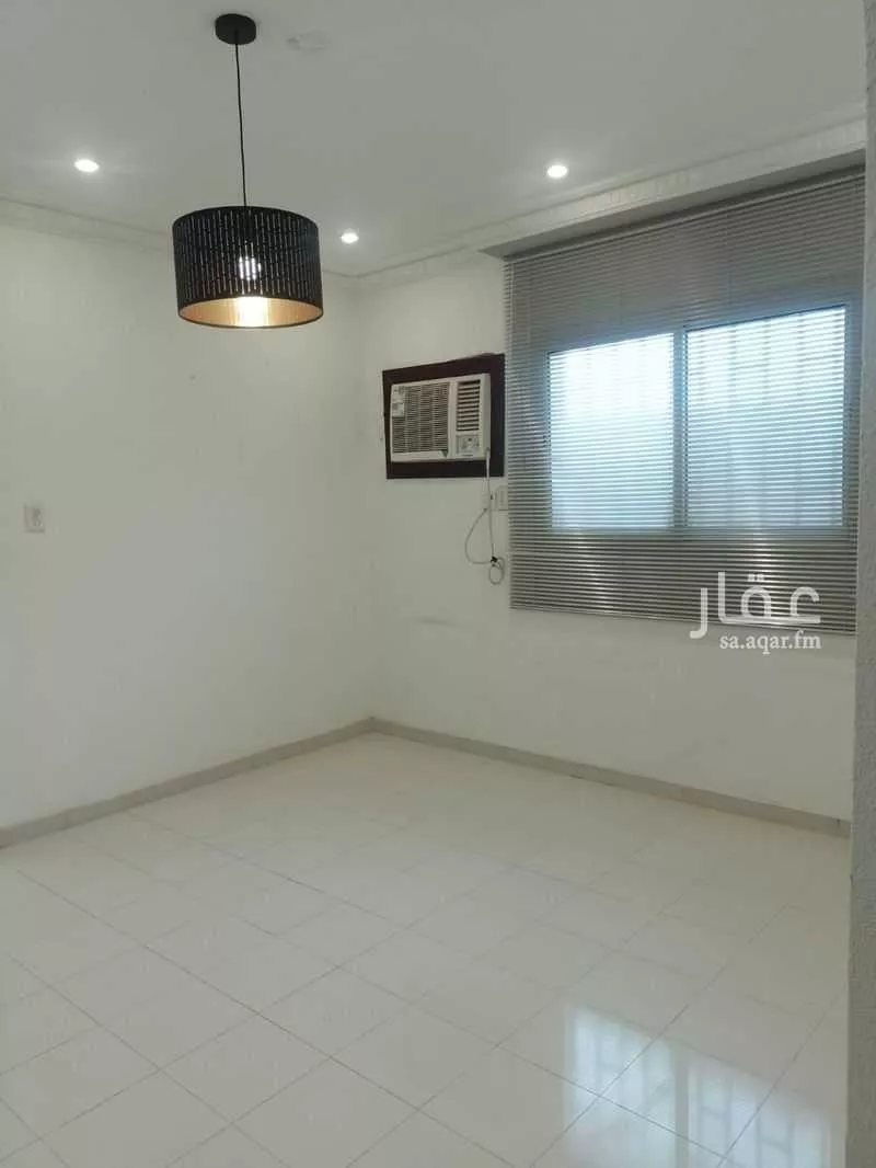 مكتب 333 م² في العقربية 8