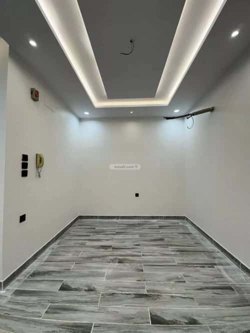 شقة 3 غرف في النخيل 5