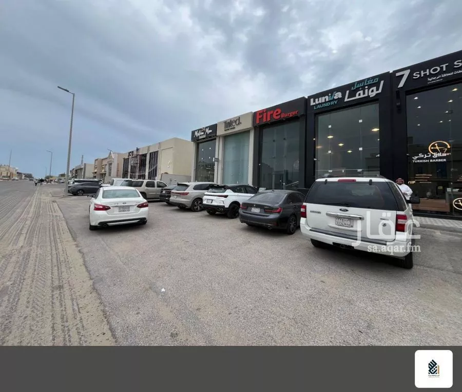 محل 130 م² في الصدفة 5