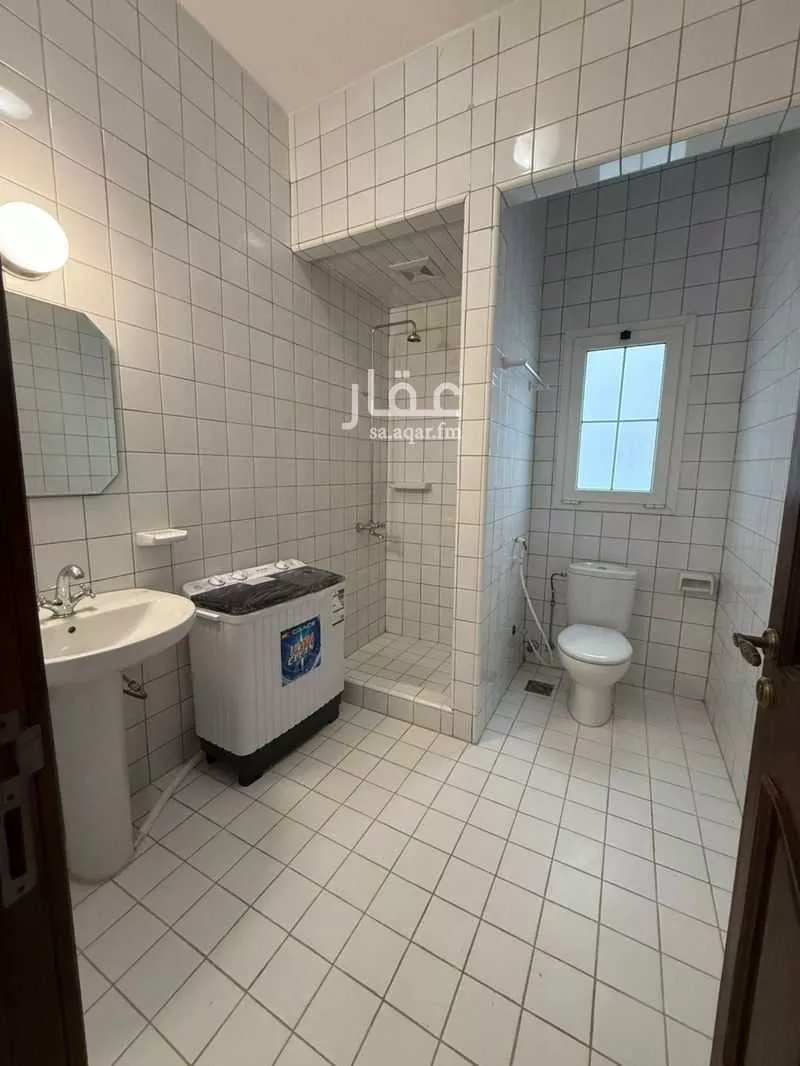 شقة 2 غرف في العليا 8