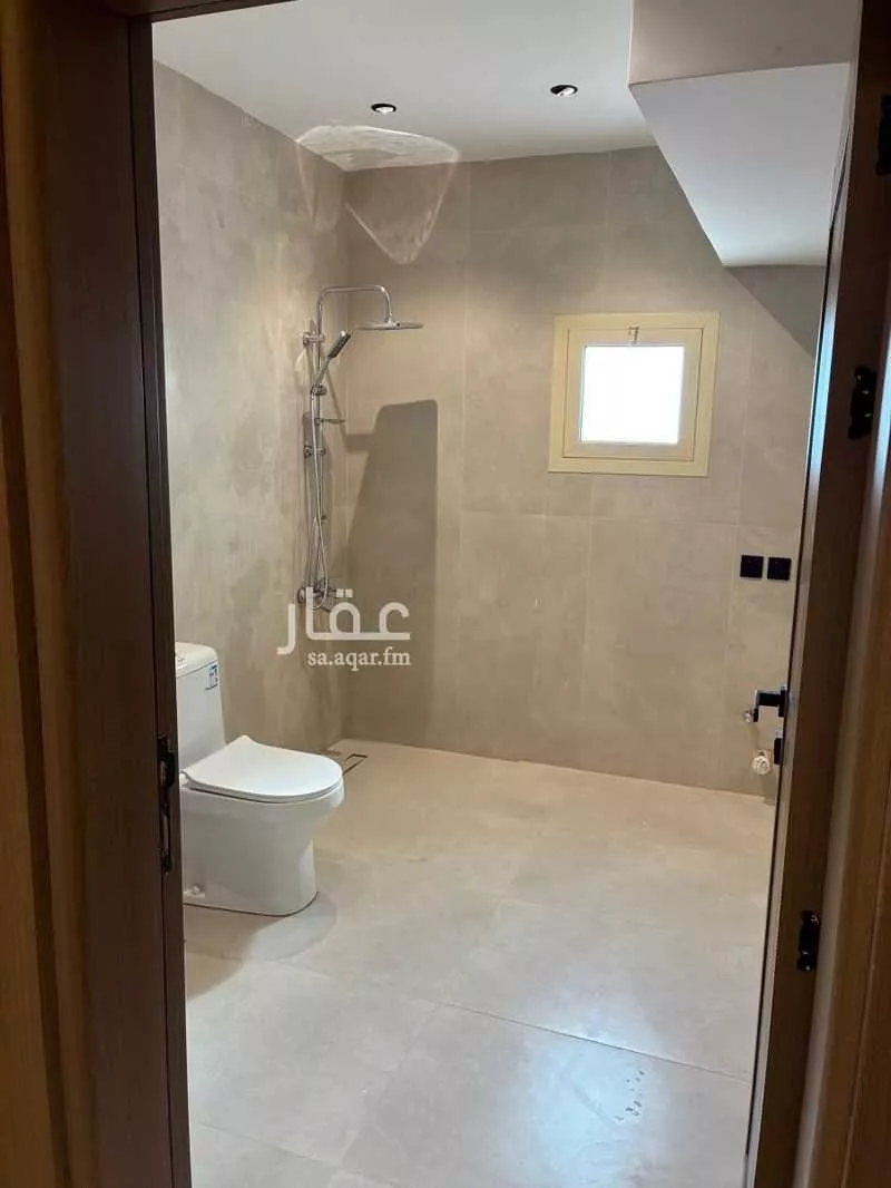 عمارة 1737 م² في الروابي 18