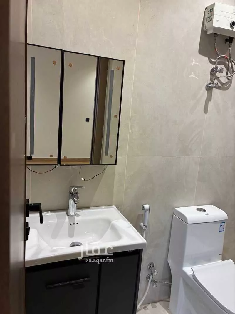 عمارة 1737 م² في الروابي 4