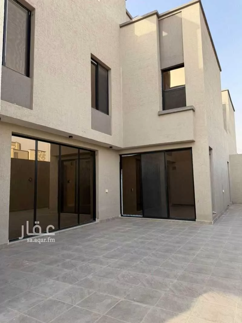 فيلا 7 غرف في الفلاح 3