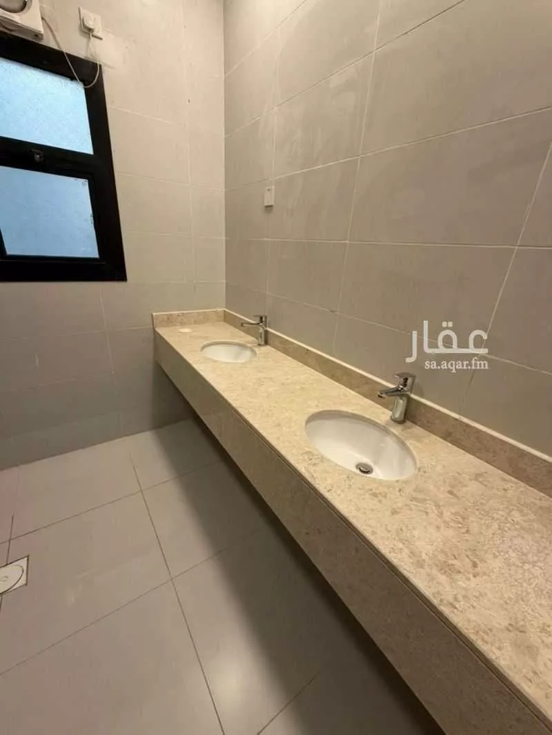 فيلا 7 غرف في الفلاح 4