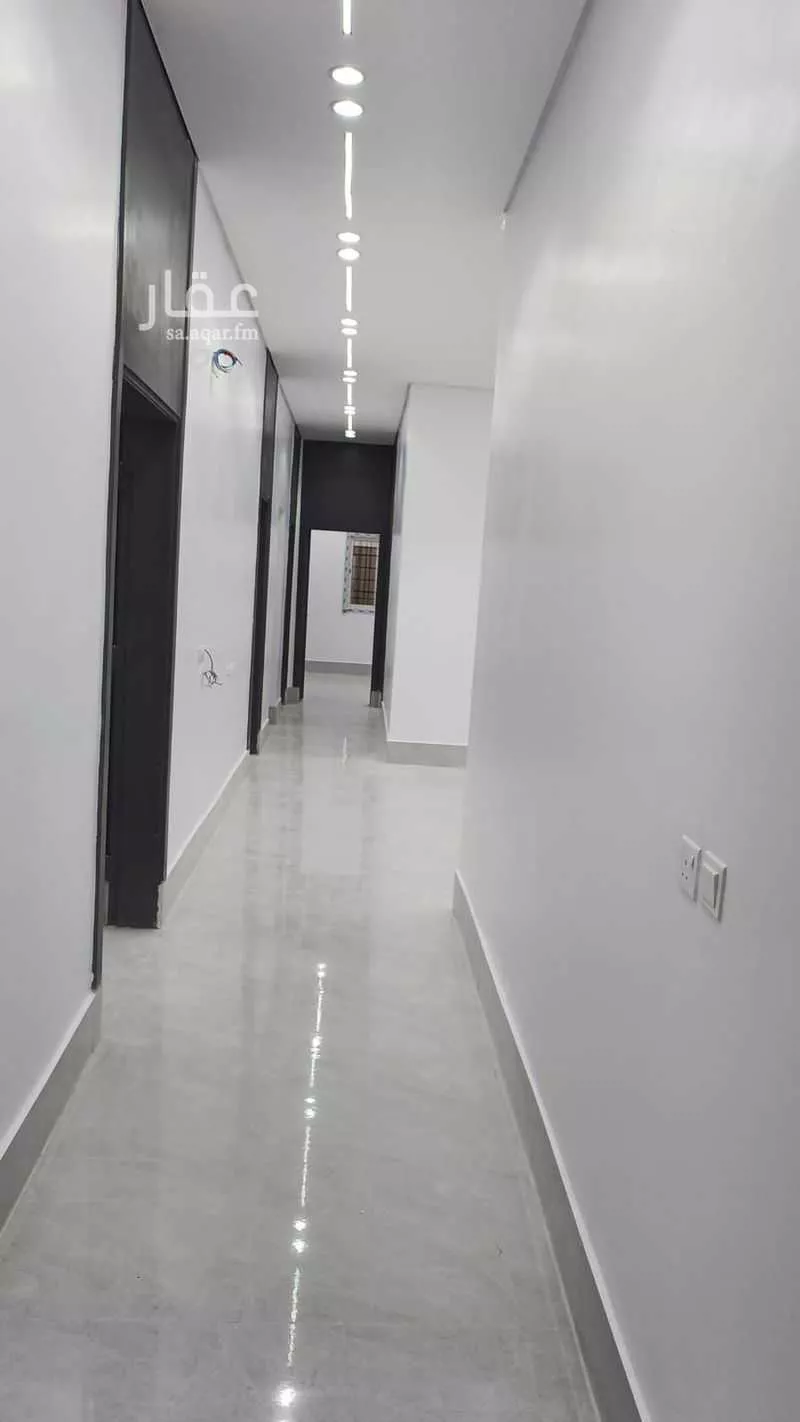 دور 5 غرف في المطار 6