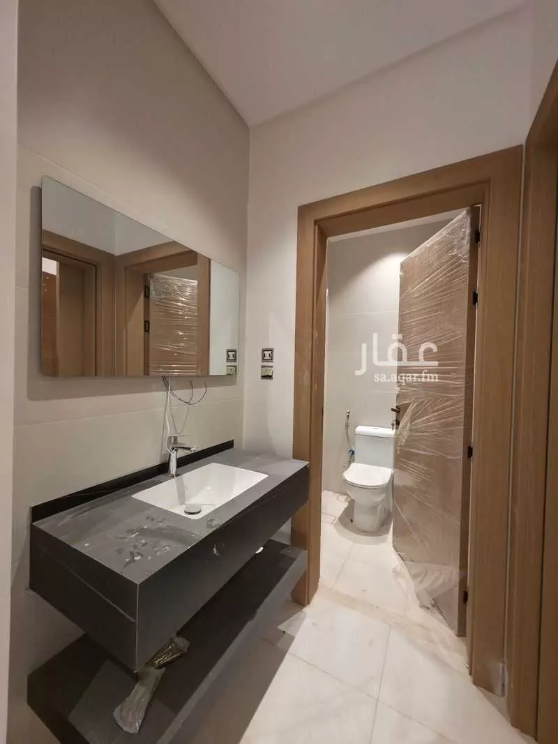 شقة 4 غرف في الروضة 5