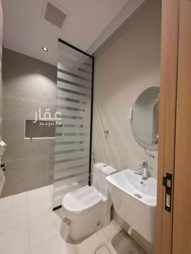 شقة 4 غرف في الروضة 10