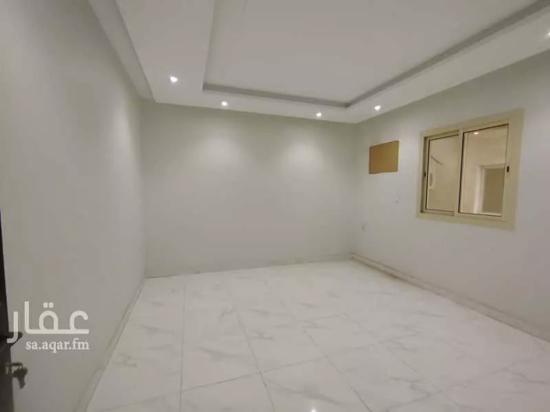 5 bedroom apartment in Muraykh 2