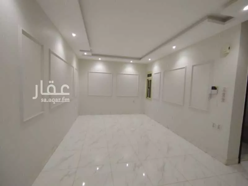 5 bedroom apartment in Muraykh 5