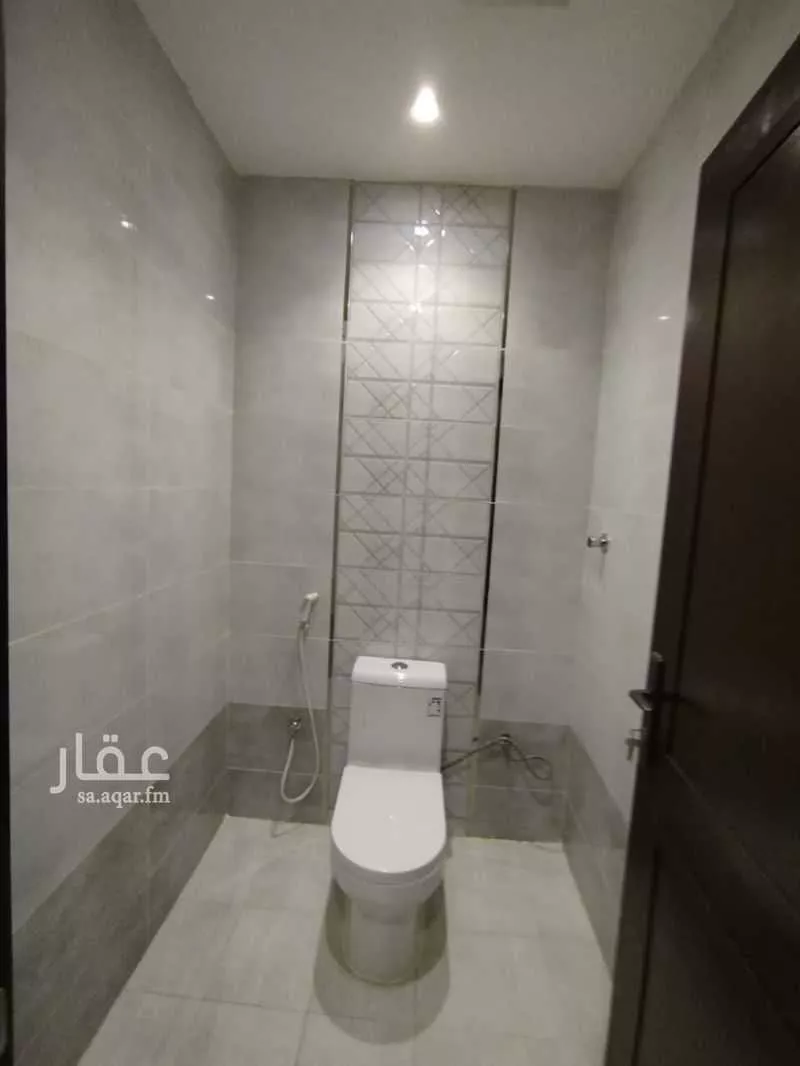 5 bedroom apartment in Muraykh 8