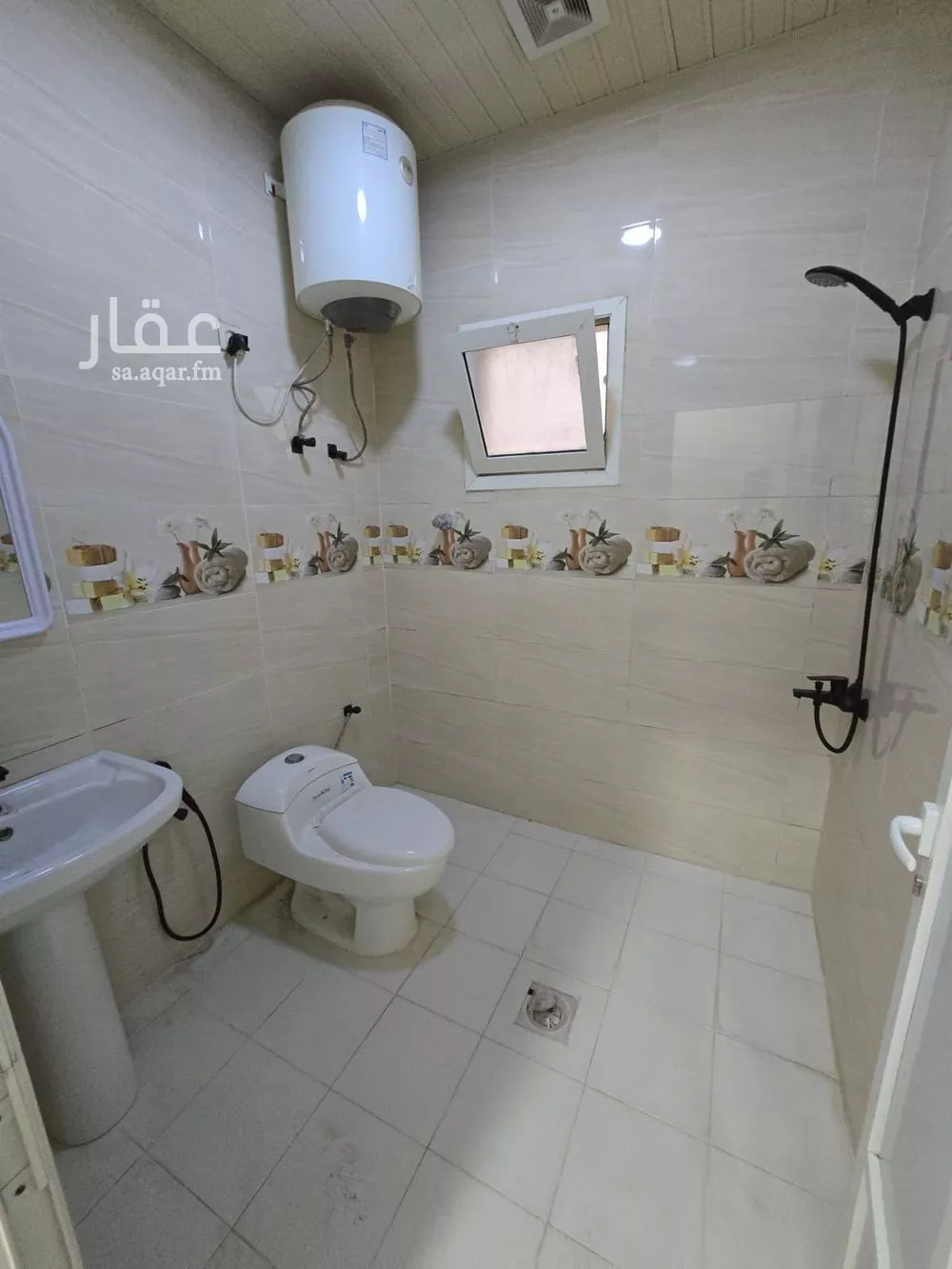 6 bedroom villa in Dahiat King Fahd 20