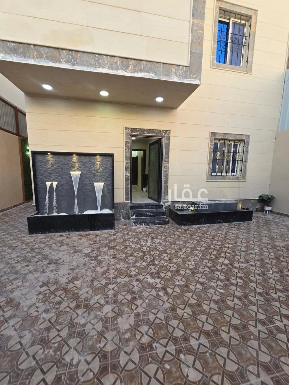 6 bedroom villa in Dahiat King Fahd 3