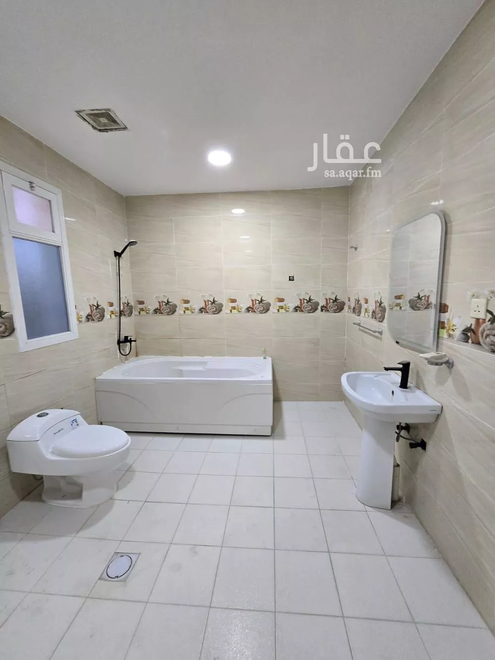 6 bedroom villa in Dahiat King Fahd 28