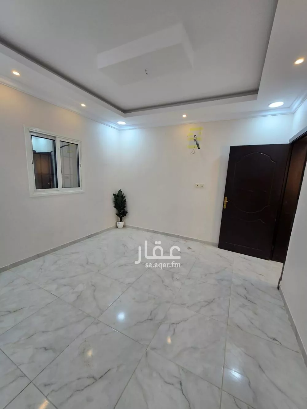 6 bedroom villa in Dahiat King Fahd 10