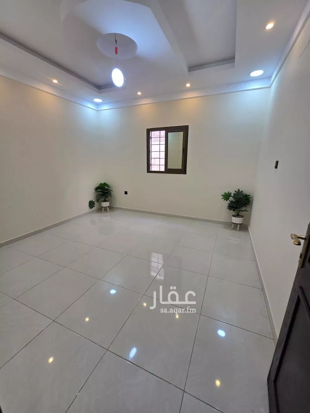 فيلا 8 غرف في ضاحية الملك فهد 6