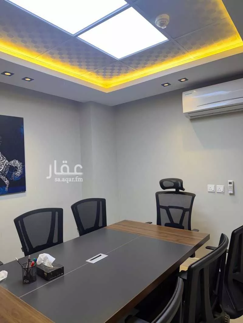 مكتب 200 م² في النرجس 3