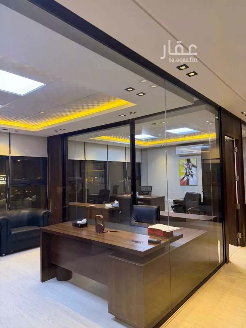 مكتب 200 م² في النرجس 4