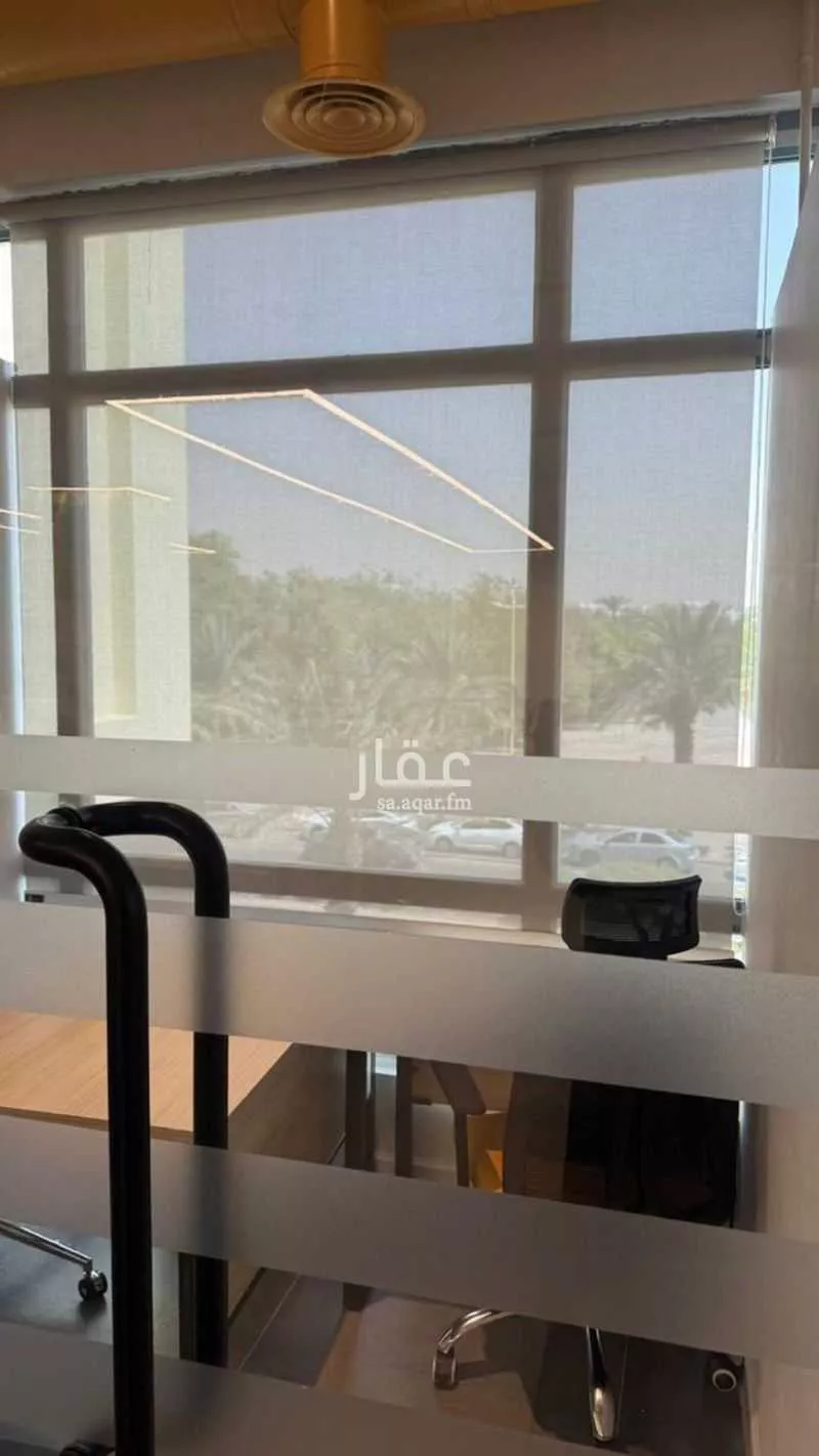 مكتب 5000 م² في الدريهمية 9