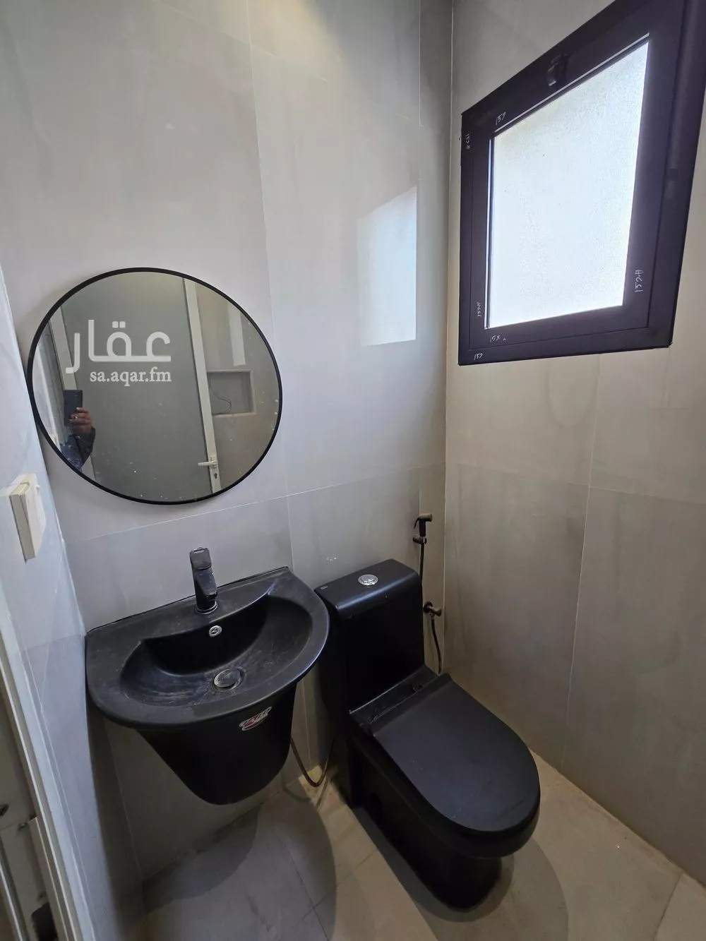 شقة 4 غرف في الحمرا 3