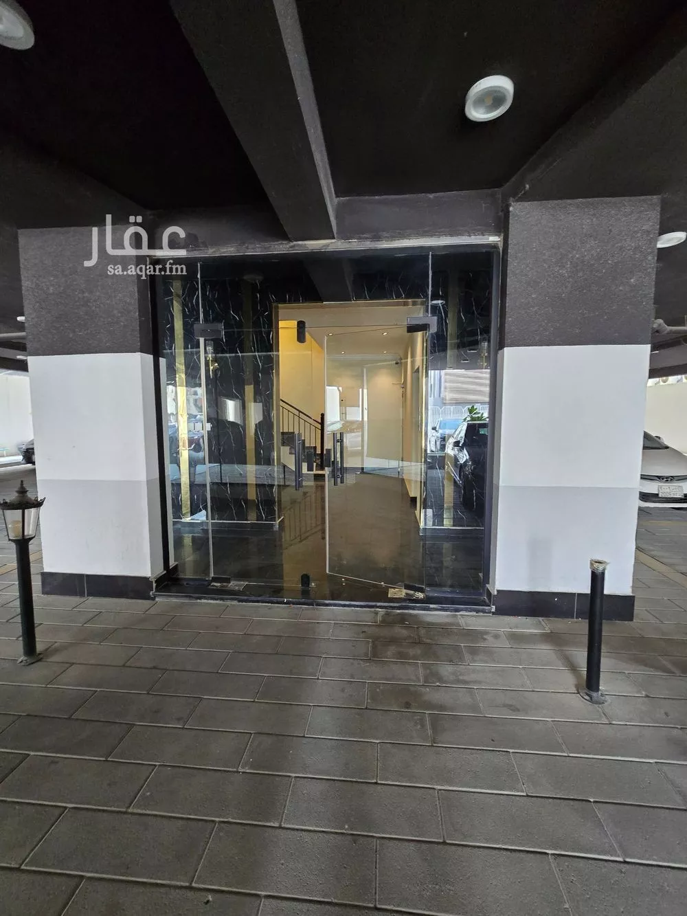 شقة 4 غرف في الحمرا 28