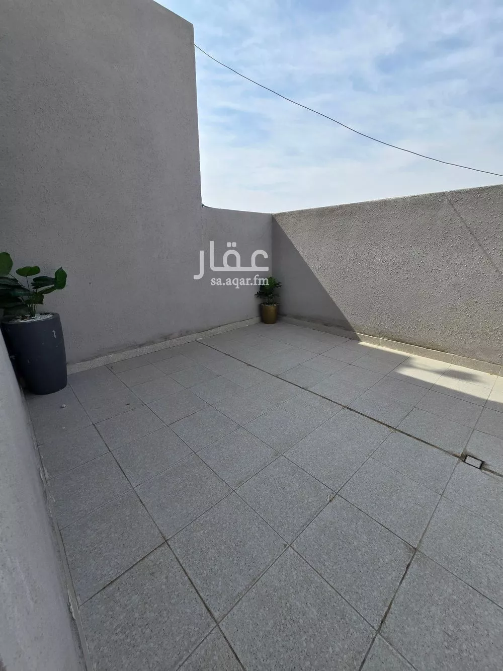 شقة 4 غرف في الحمرا 7