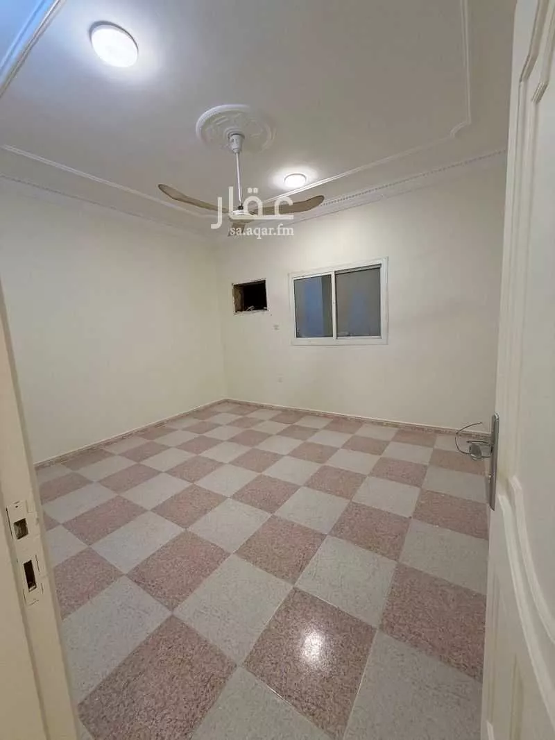 شقة 3 غرف في السلامة 8