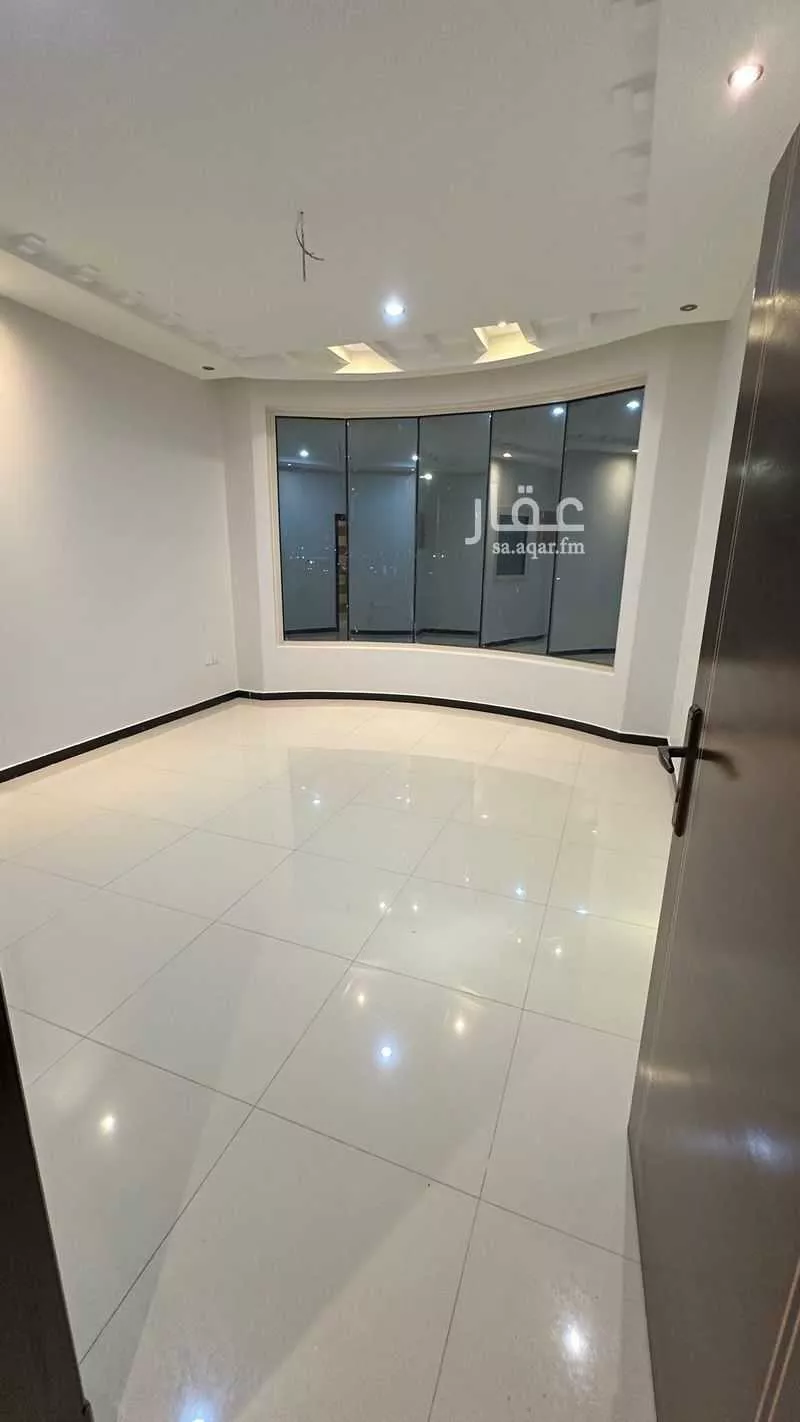 شقة 5 غرف في النسيم 3