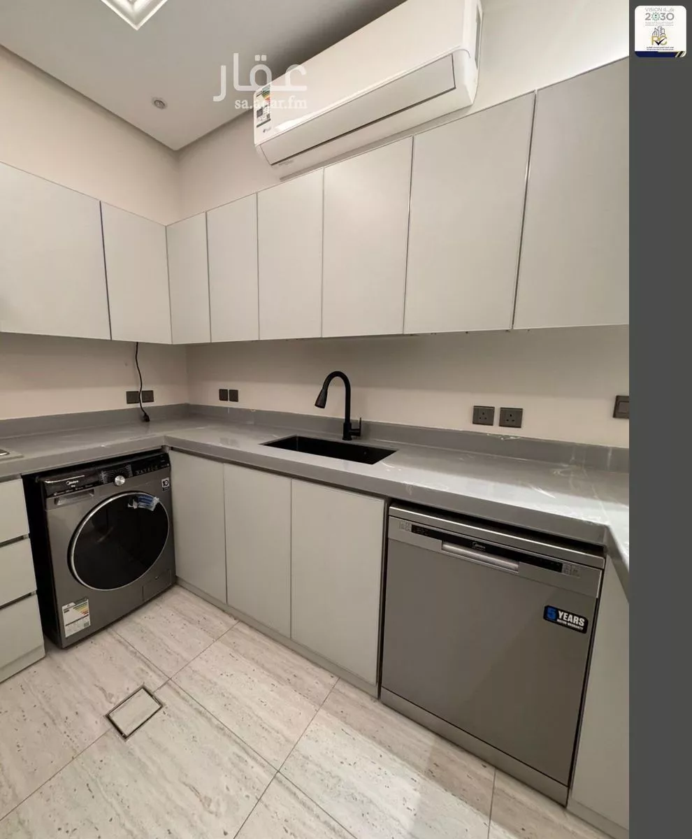 2 bedroom apartment in Al Malqa 19