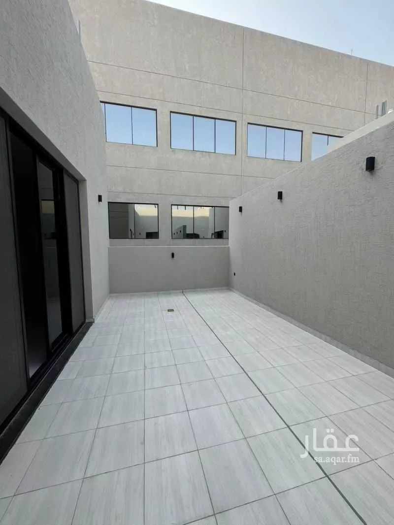 شقة 4 غرف في النهضة 5