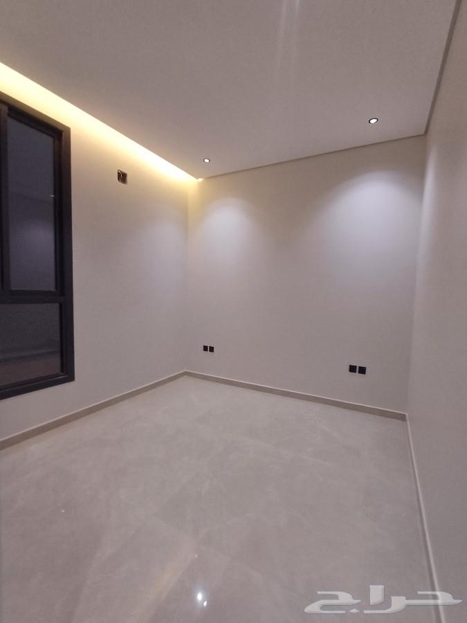 فيلا 5 غرف في الرمال 13