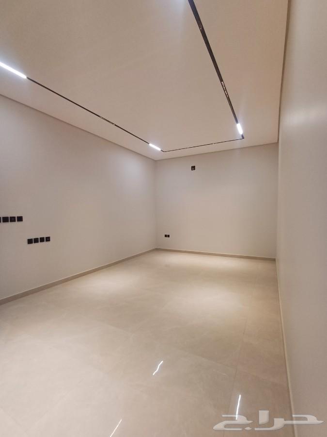 فيلا 5 غرف في الرمال 3