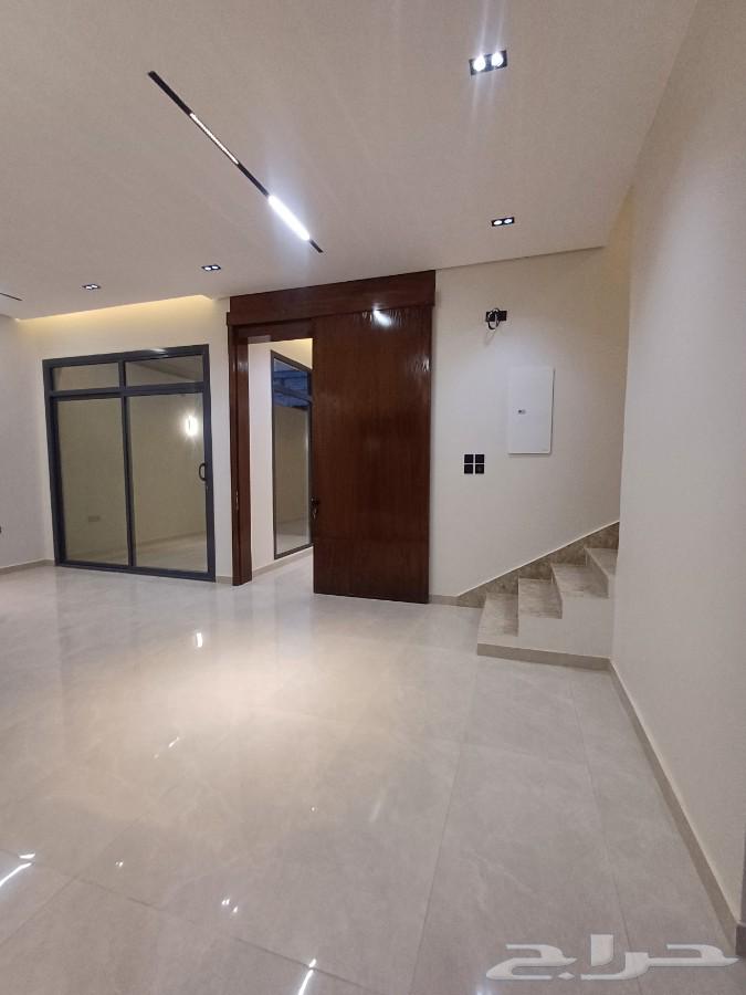 فيلا 5 غرف في الرمال 8