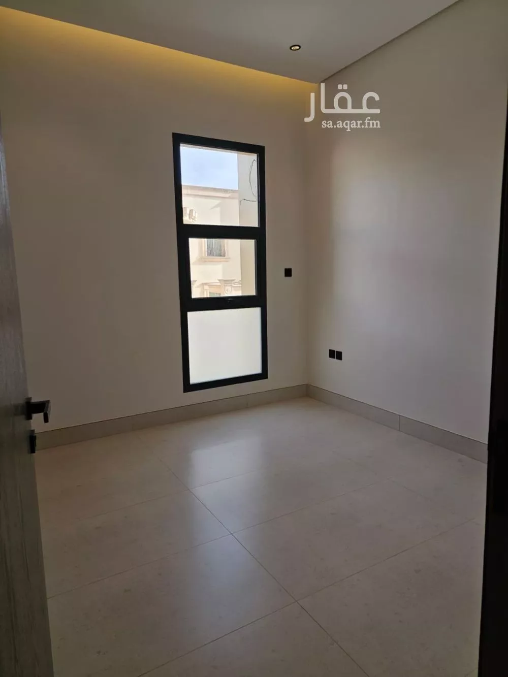 فيلا 5 غرف في النرجس 3