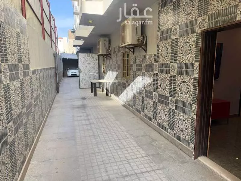 عمارة 1080 م² في النهضة 21