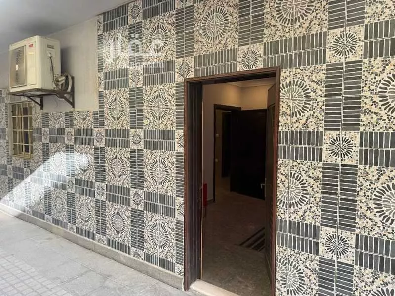 عمارة 1080 م² في النهضة 24